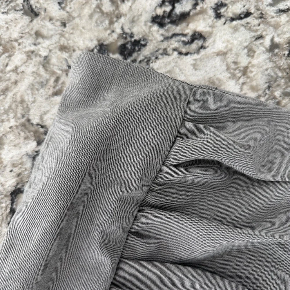 Cartonnier Anthropologie Pencil‎ Power Skirt Gray Ruched Tencel Blend Size 8